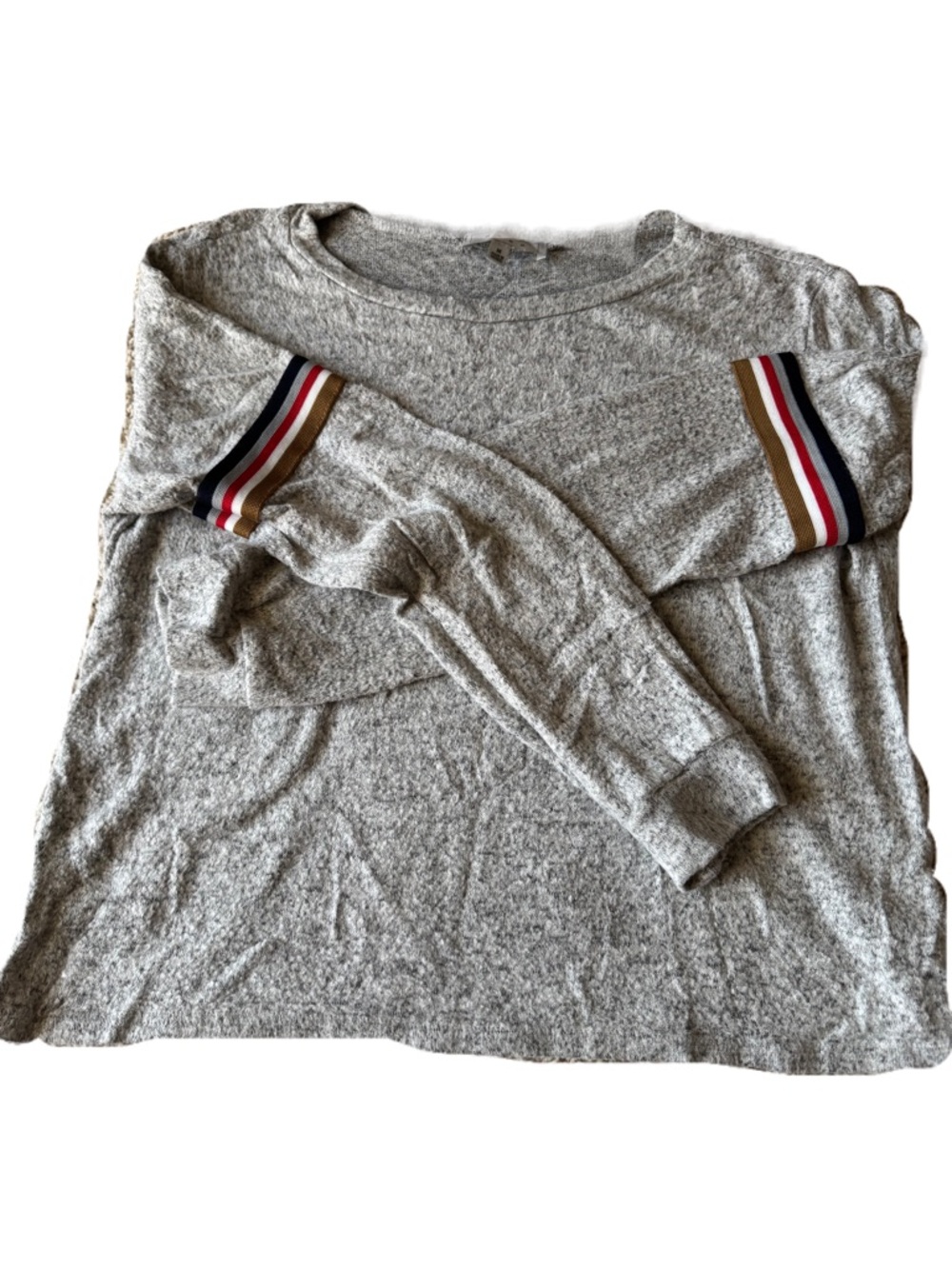 Gaze M grey lightweight sweater with stripes on sleeve